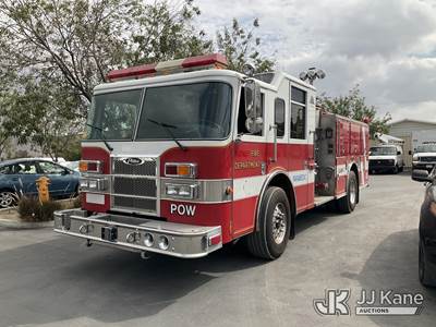 2002 Pierce Model Tilt Cab Fire Truck