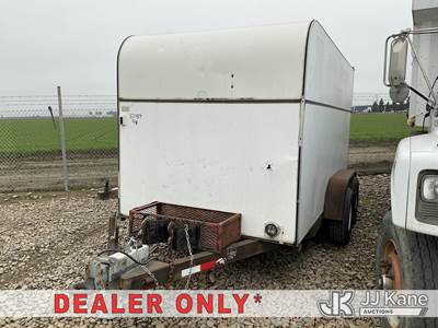 1997 A-Z MFG Enclosed Trailer