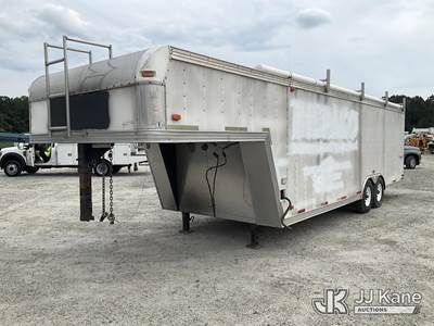 2005 East Tennessee Gooseneck Enclosed Cargo Trailer