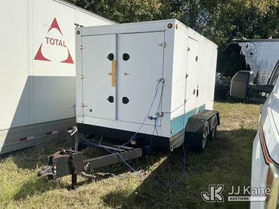 2015 Trailer Enclosed Utility Trailer