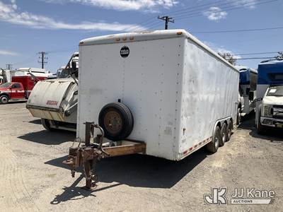 2001 Wells Cargo 28' T/A Enclosed Enclosed Trailer