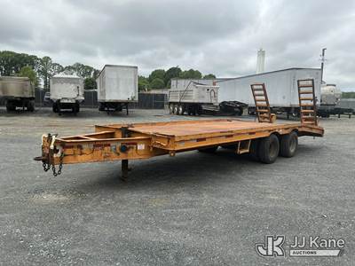 2005 Butler B-2424-33C T/A Tagalong Equipment Trailer