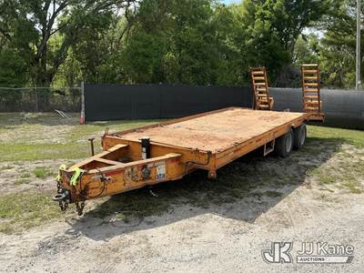 2004 Butler B2424 T/A Tagalong Equipment Trailer