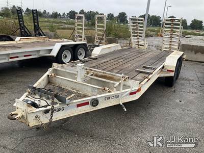 2000 Custom T/A Tagalong Equipment Trailer