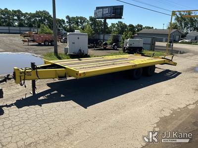 1993 DYNAWELD T/A Tagalong Equipment Trailer