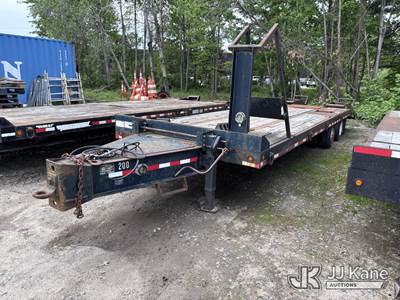 2005 Eager Beaver 20-Ton T/A Tagalong Equipment Trailer