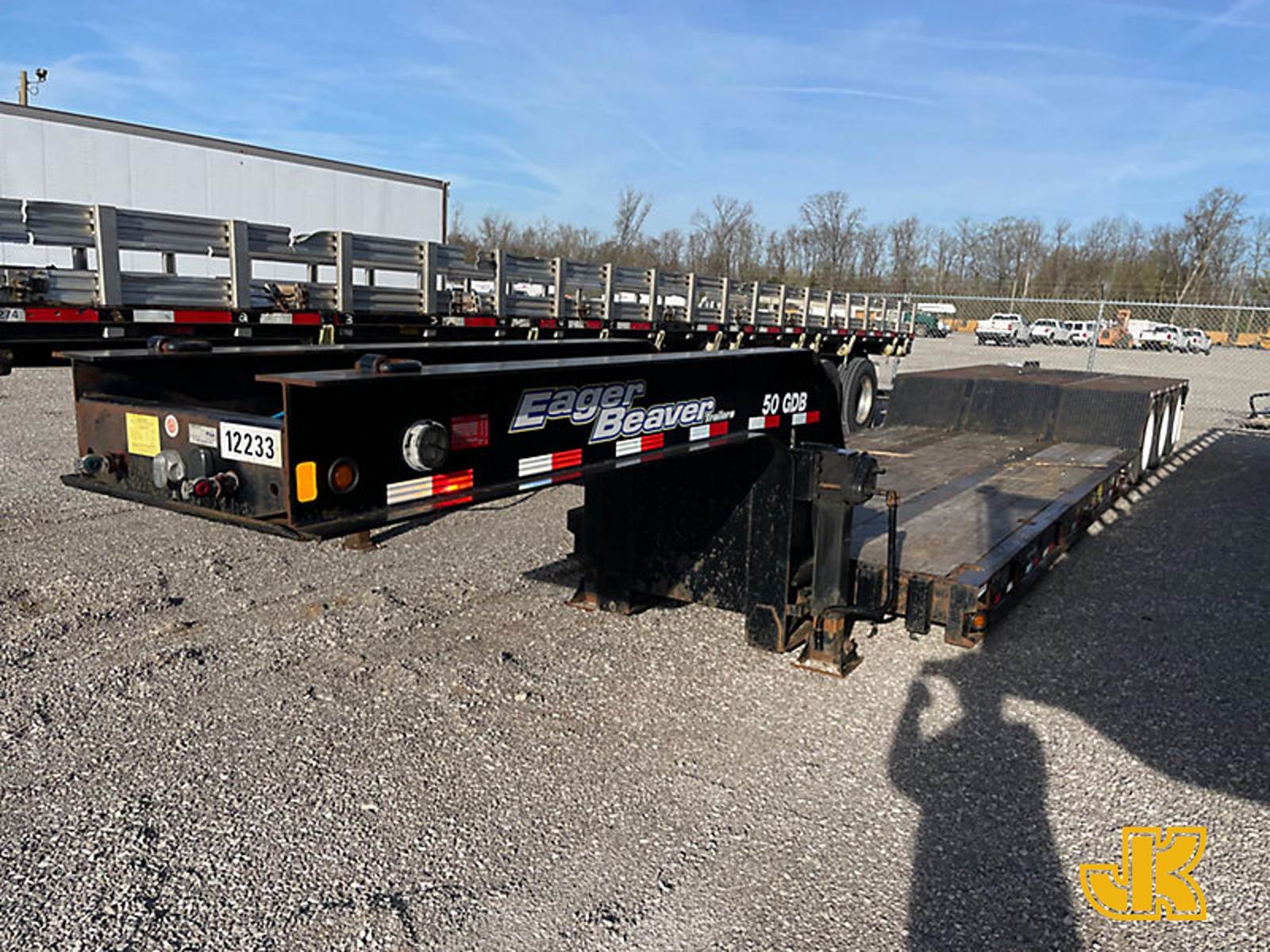2011 Eager Beaver 50GDB TriAxle Ridgid Neck NonGround Bearing Lowboy