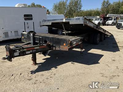 2011 Felling FT-20 T/A Tilt Deck Tagalong Equipment Trailer