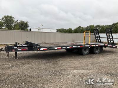 2016 Interstate 20DT T/A Tagalong Equipment Trailer