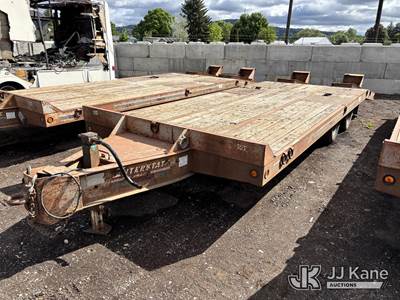 1995 Interstate 20DT T/A Tagalong Equipment Trailer