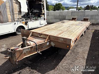 1995 Interstate 20DT T/A Tagalong Equipment Trailer