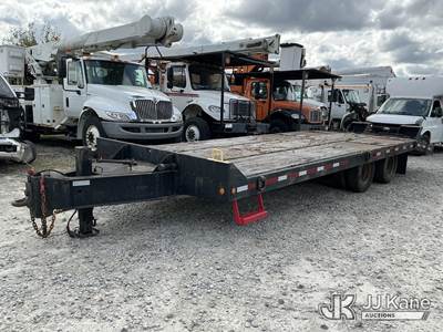 2004 Interstate T/A Tagalong Equipment Trailer