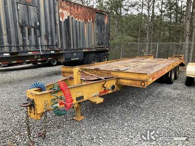 2011 Lucon Inc. 10T192ALP T/A Tagalong Equipment Trailer