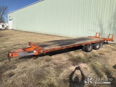 1999 McElrath T/A Tagalong Equipment Trailer