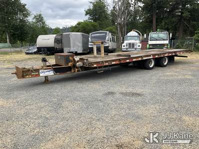 2001 Olympic T/A Tagalong Equipment Trailer