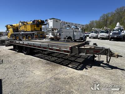 2008 Sauber 1580 T/A Tagalong Equipment Trailer