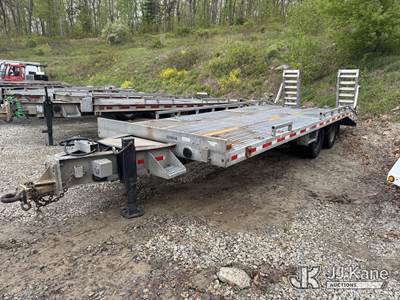 2013 Sauber 1580 T/A Tagalong Equipment Trailer
