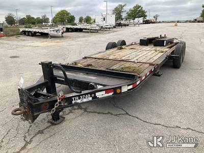 2016 Monroe Towmaster T/A Tilt Top Tagalong Trailer