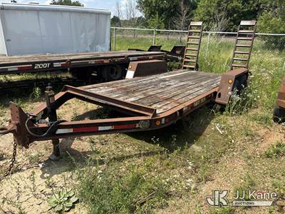 2006 Monroe Towmaster T/A Tagalong Equipment Trailer