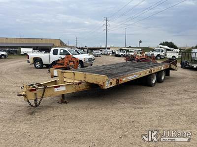 2001 Monroe Towmaster T/A Tagalong Equipment Trailer
