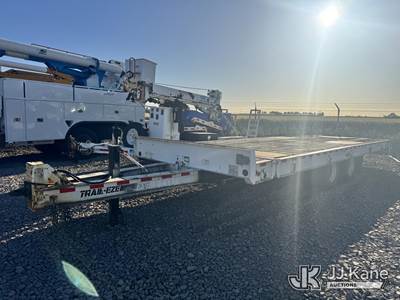 2003 Traileze TE40T26 T/A Tilt Bed Tagalong Equipment Trailer
