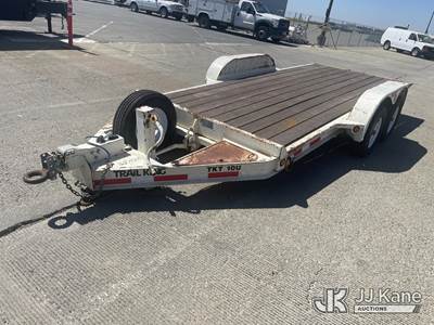 2004 TRAILKING T/A Tilt Top Tagalong Trailer