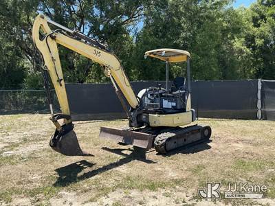 Komatsu PC35MR Hydraulic Excavator