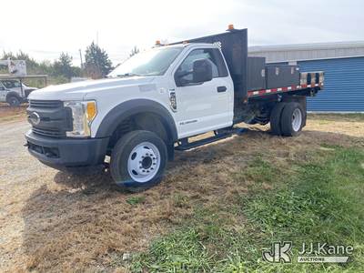 2017 Ford F-450 SD Flatbed/Dump Truck