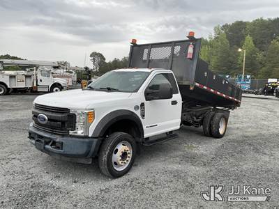2017 Ford F450 Flatbed/Dump Truck