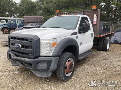 2016 Ford F-450 SD Flatbed/Dump Truck