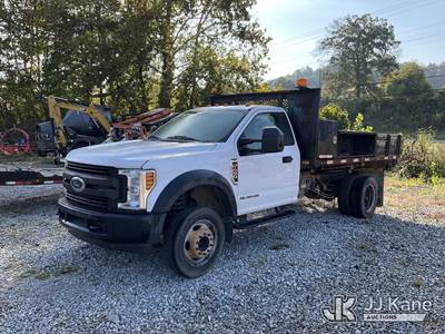 2018 Ford F-450 SD Flatbed/Dump Truck