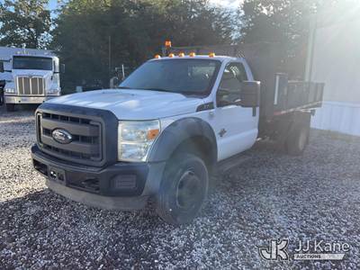 2016 Ford F-450 SD Regular Cab DRW Flatbed/Dump Truck