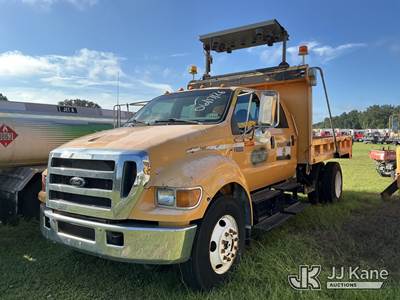 2005 Ford F-650 Crew-Cab Dump Flatbed Truck