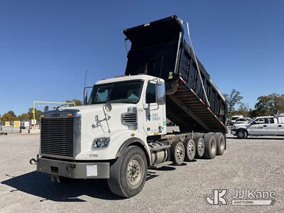 2015 Freightliner Coronado 122 T/A Dump Truck