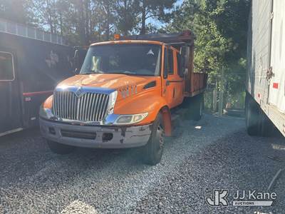 2006 International 4300 Crew-Cab Dump Flatbed Truck
