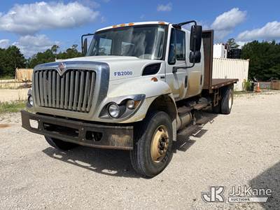 2009 International 7400 Crew-Cab Flatbed/Dump Truck