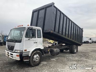 2007 Nissan UD2600 Dump Flatbed Truck