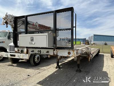 2005 Landoll Corporation Unknown T/A Drop-Deck Equipment Trailer