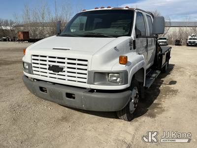 2006 Chevrolet C5500 Crew-Cab Flatbed Truck