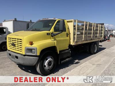 2003 Chevrolet C7500 Stake Truck