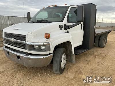 2004 Chevrolet Kodiak C5500 Flatbed Truck