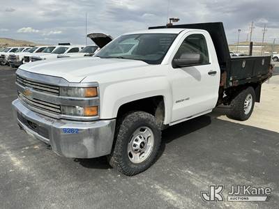 2015 Chevrolet Silverado 2500HD 4x4 Flatbed Truck