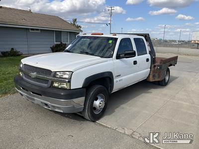 Chevrolet Silverado 3500 Flatbed Truck