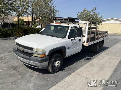 2002 Chevrolet Silverado 3500 Flatbed Truck