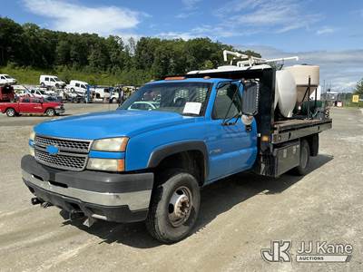 2006 Chevrolet Silverado 3500 Flatbed Truck