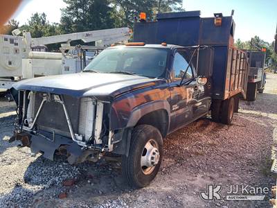 2004 Chevrolet Silverado 3500 4x4 Landscape Truck