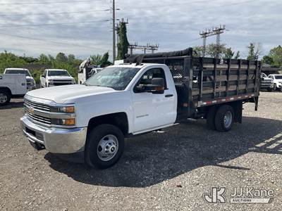 2016 Chevrolet Silverado 3500HD 2WD Flatbed Truck