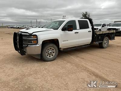 2019 Chevrolet Silverado 3500HD Crew-Cab Flatbed Truck