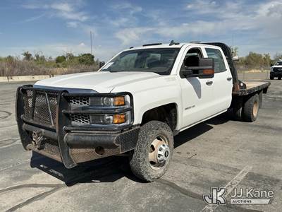 2019 Chevrolet Silverado 3500HD Crew-Cab Flatbed Truck