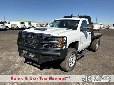 2017 Chevrolet Silverado 3500HD 4x4 Flatbed Truck
